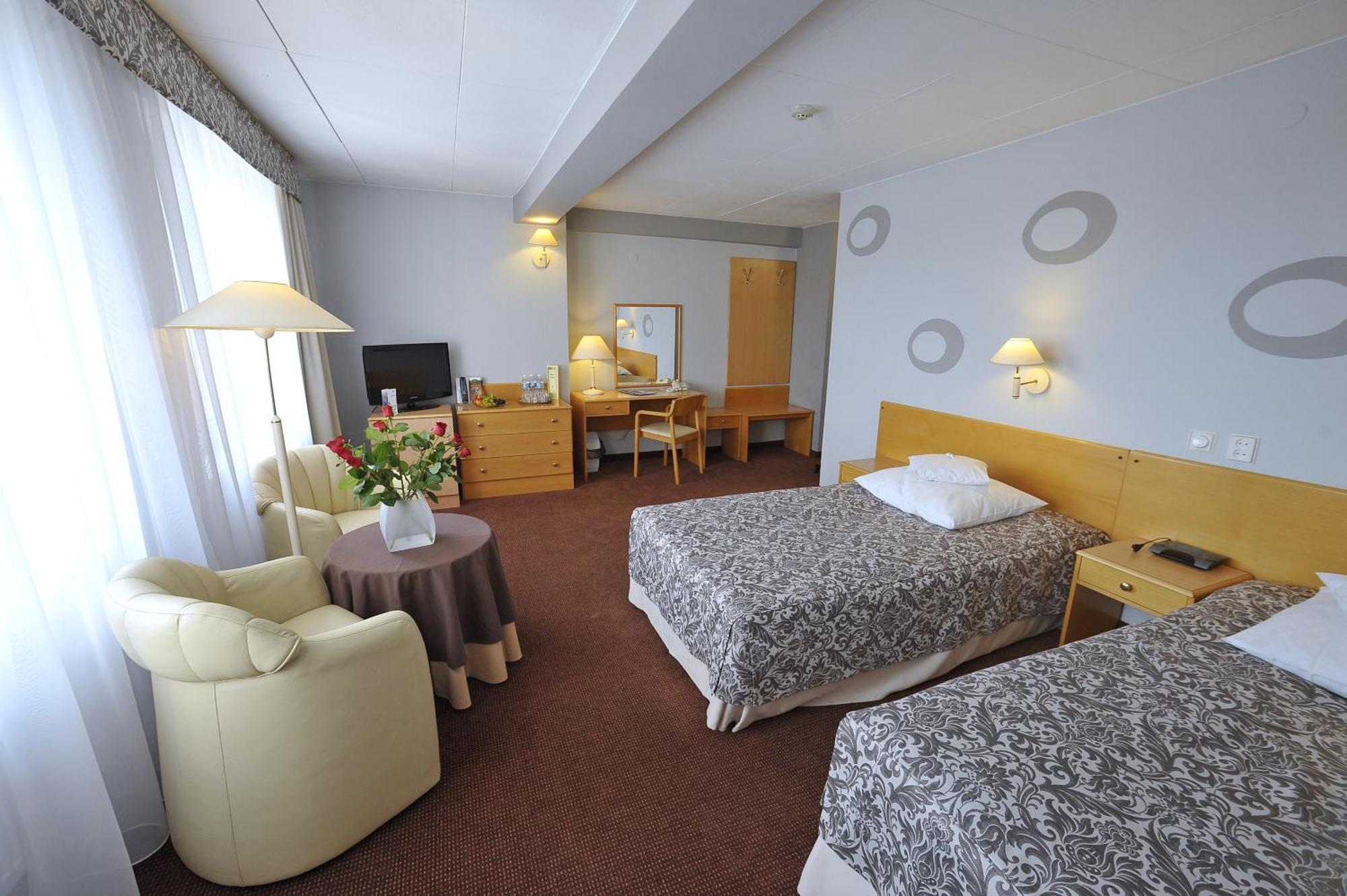 Hotel Sport Bełchatów 部屋 写真