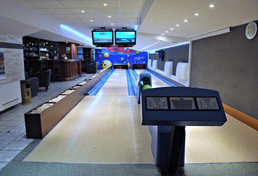 Hotel Sport Bełchatów エクステリア 写真
