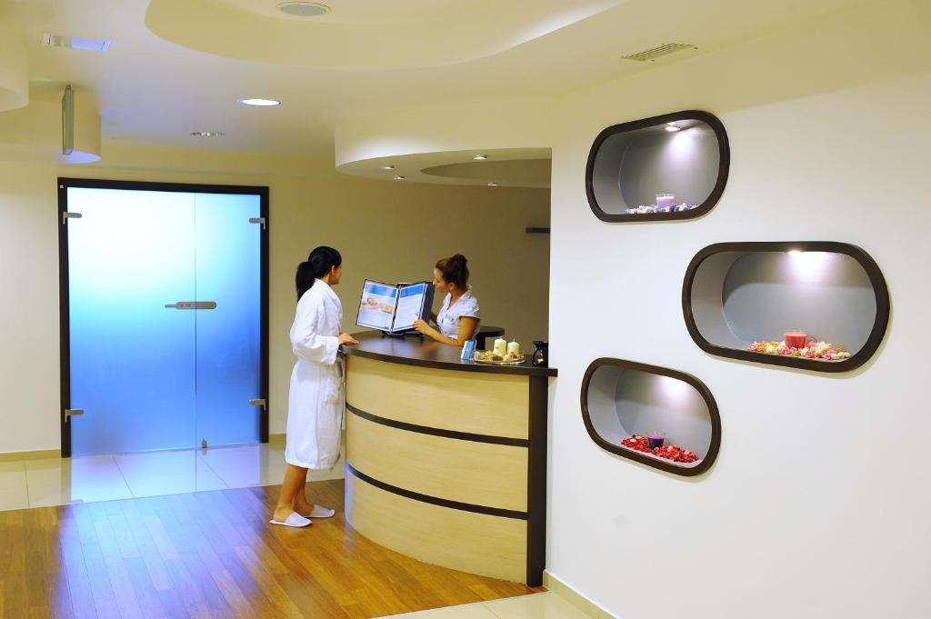 Hotel Sport Bełchatów エクステリア 写真