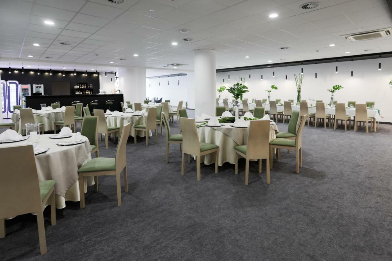 Hotel Sport Bełchatów エクステリア 写真